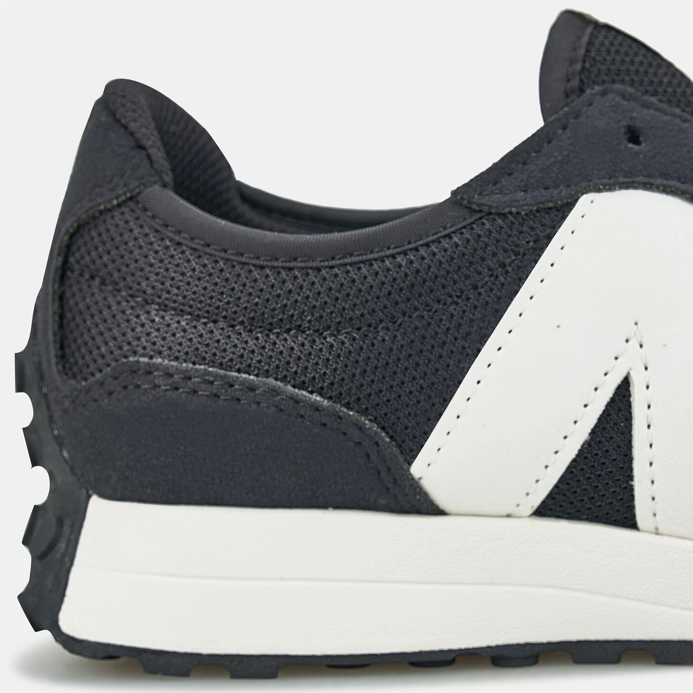 NEW BALANCE 327